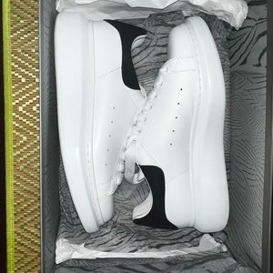 Alexander McQueen women’s suede oversized sneaker